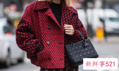 春节的时候要穿什么衣服