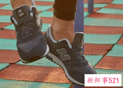 运动鞋脏了用什么擦