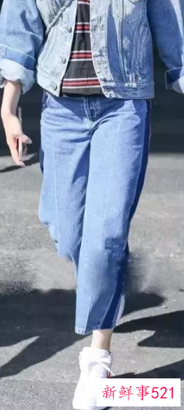 牛仔短裤可以搭配什么鞋