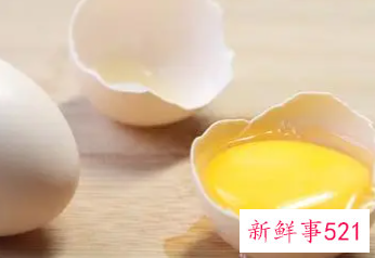 鸡蛋清敷脸的方法