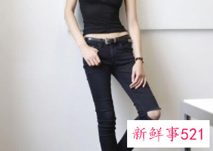 秋季阔腿牛仔裤配什么上衣好看