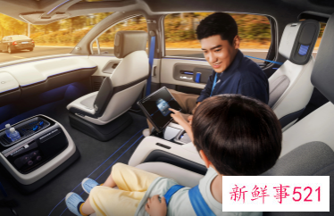 百度第六代量产无人车发布，将于明年在萝卜快跑上投入使用