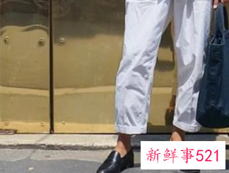 商务皮鞋配什么裤子好看