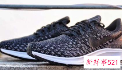 运动鞋脏了用什么擦