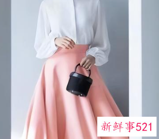 穿宽松衣服好还是紧身的好