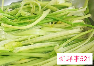 芹菜拌花生米家常做法窍门