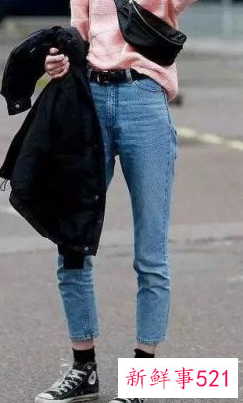 高帮布鞋怎么配裤子衣服