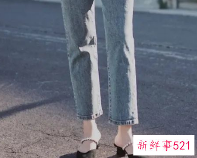 女休闲直筒裤配什么鞋子