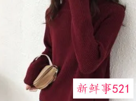 酒红毛衣内搭什么颜色