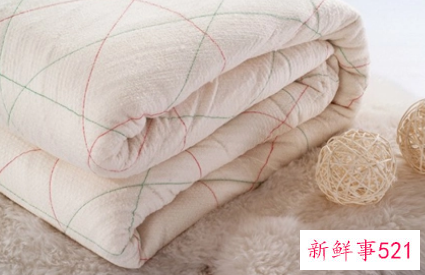 被子受潮发霉后如何清洗