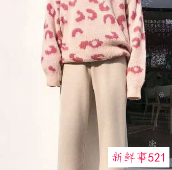 直筒长裤搭配什么上衣