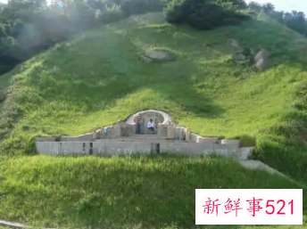 梦见墓地进水寓意