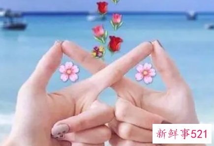 为什么最甜的爱情都在朋友圈