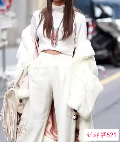 同色系服装搭配好看吗