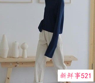 直筒长裤搭配什么上衣
