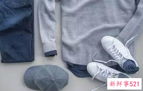 春天小白鞋怎么搭配