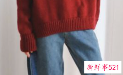 酒红毛衣内搭什么颜色