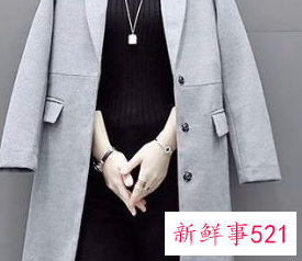 灰色大衣搭配什么最好看