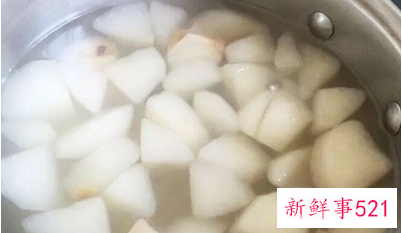 冰糖雪梨的功效与作用是什么