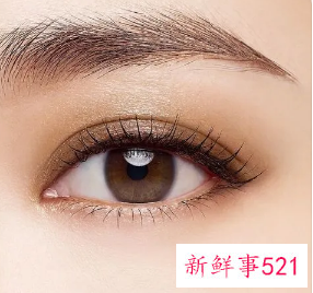 双眼皮眼角宽后面窄