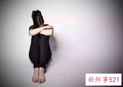 一个女人抑郁症的表现