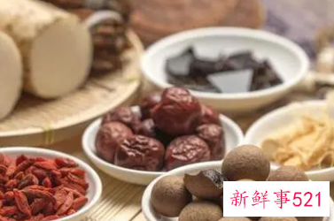 女人吃啥滋阴补肾呢