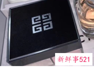 送女友实用的生日礼物