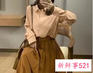 冬天穿裙子配什么外套好看