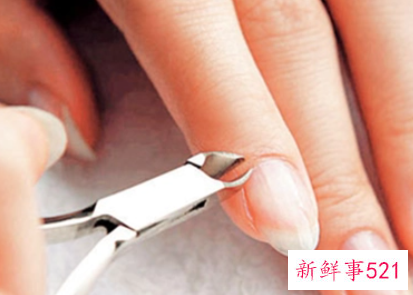 怀孕可不可以做美甲