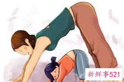 不同时期的亲子瑜伽