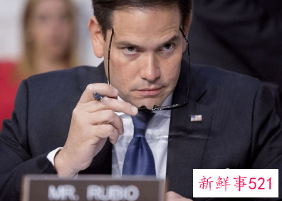 美议员建议将300名俄外交官驱逐