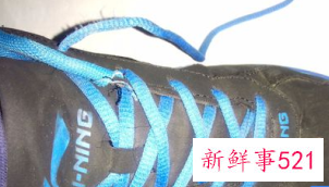 简单系鞋带方法步骤图解