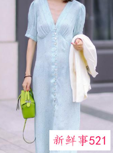 中年女士的半身冬裙