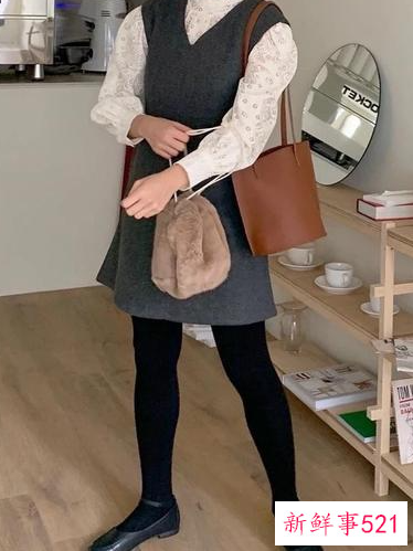 穿小皮鞋怎么搭配