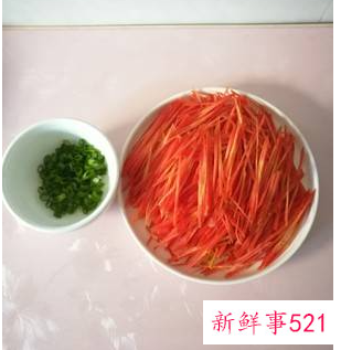 胡萝卜丝凉拌的做法