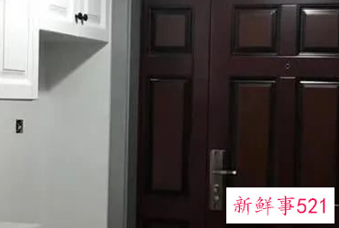 雨伞放在门口代表什么