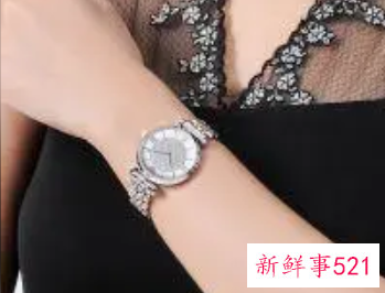 女性戴什么表比较优雅