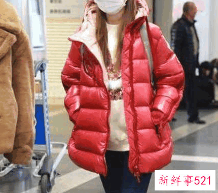 红色配什么颜色好