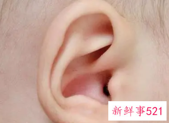 小孩耳朵里面疼什么原因