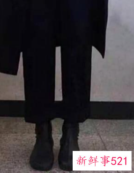 女生束脚裤配什么鞋子