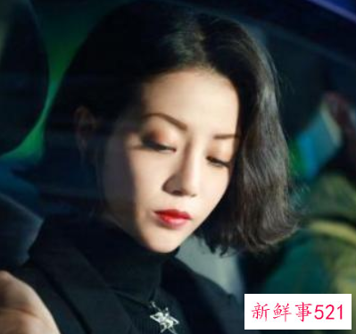 素颜都有回头率的女生