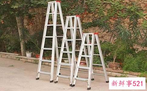 女人梦见自己爬梯子是什么预示