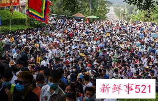 梦见人潮涌动有什么征兆