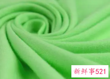 夏季穿聚酯纤维和棉哪个好