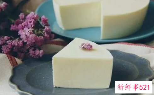 吉利丁片是什么做成的