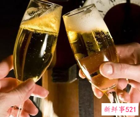 长期喝少量酒对身体有什么危害