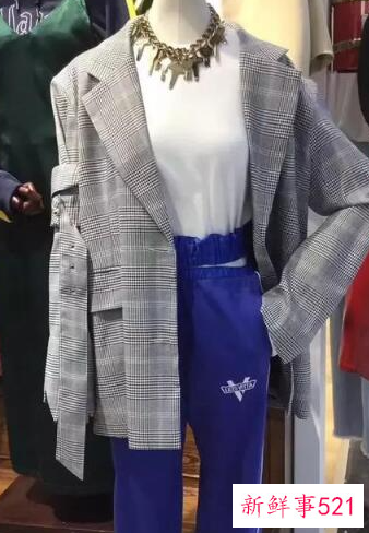 运动风的衣服怎么搭配