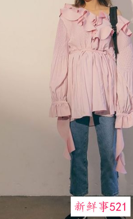 不喜欢穿粉色的女生