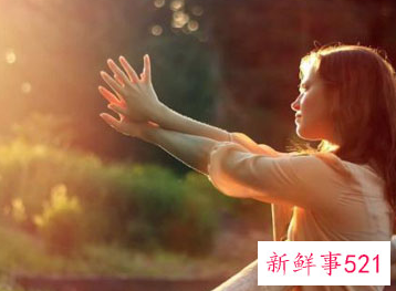 被保护很好的女生的特点