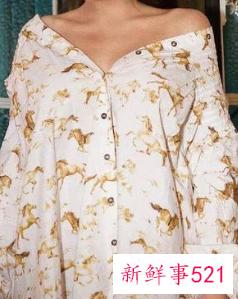 吊带露肩怎么穿